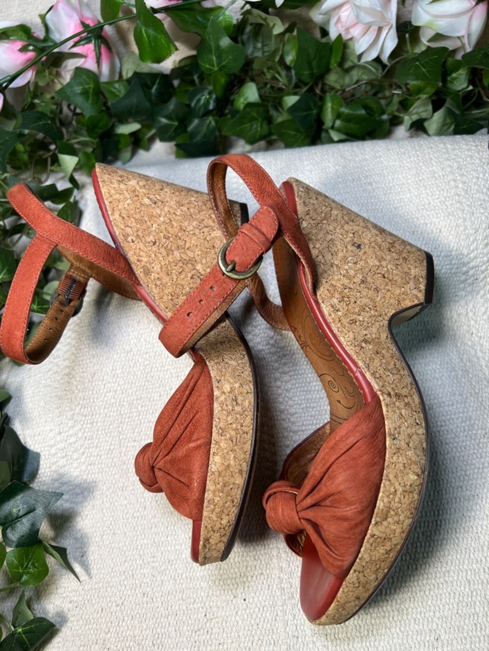 💥Vintage Clarks Indigo Terracotta Knot Front Suede Sandals Wedges